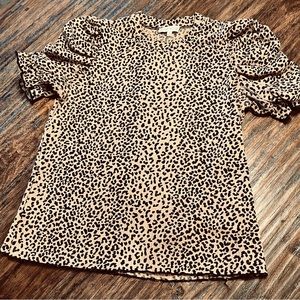 Leopard shirt by Moon River size L